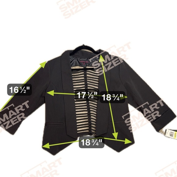 🆕 Material Girl Cropped Black Blazer with Beautiful Details - Picture 7 of 7